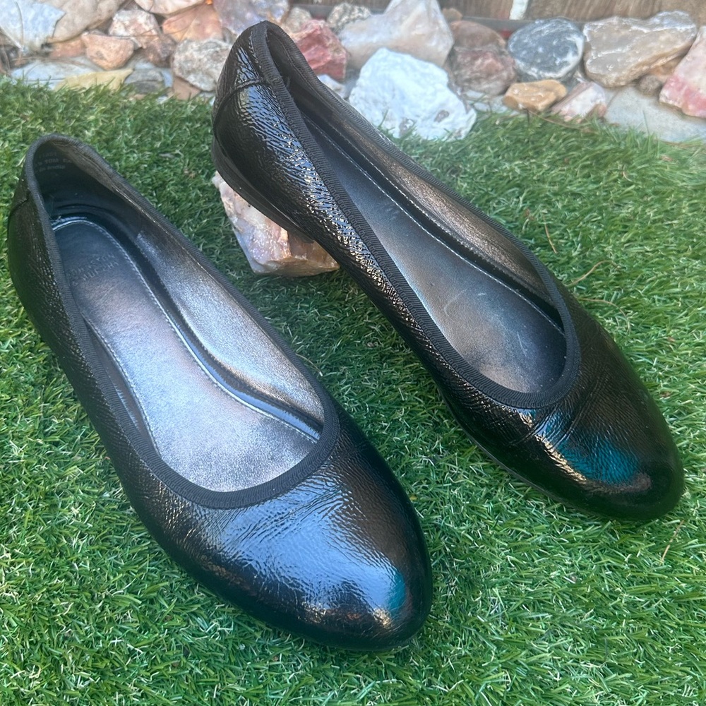Johnston & Murphy Leather Flats - Picture 5 of 8